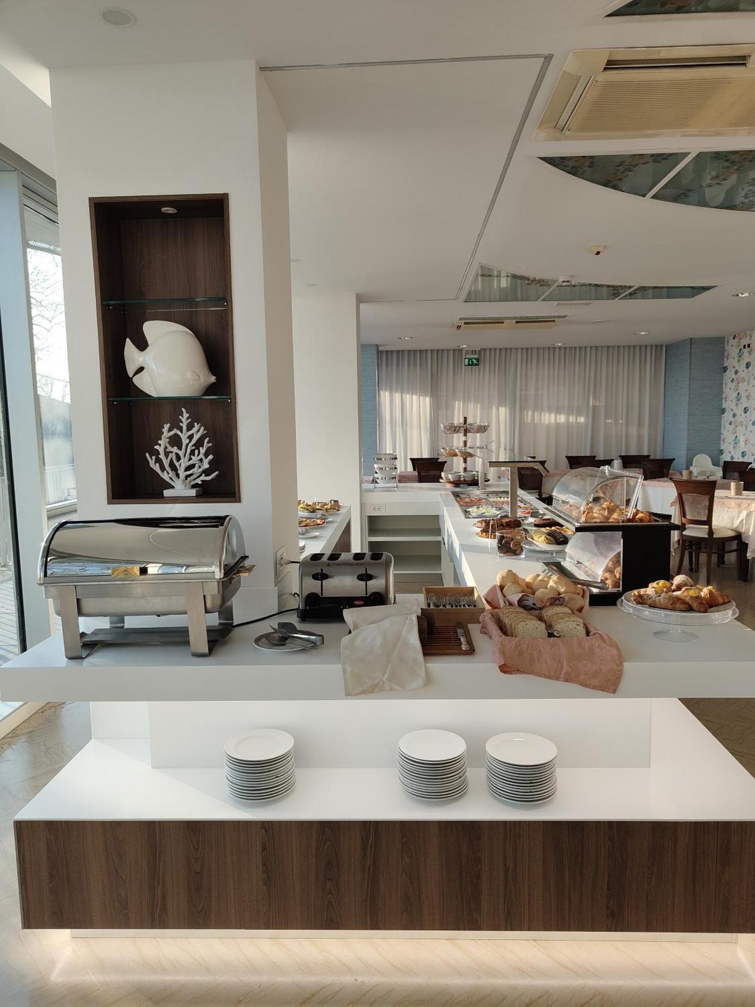 Hotel Grifone Rimini Esterno foto
